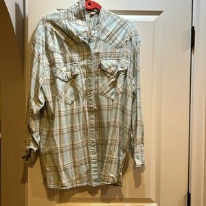 Levi Women’s Button Up XXL